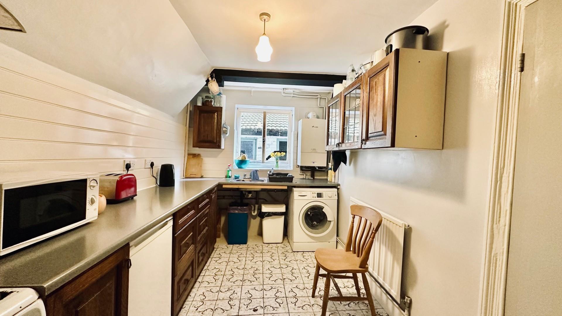 4 bed property in Burdett Place, Old Town, Hastings